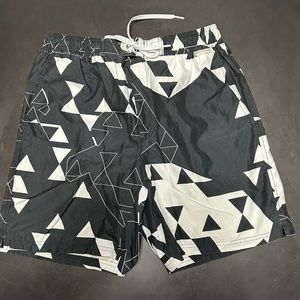Perry Ellis 8” Swim Trunks
